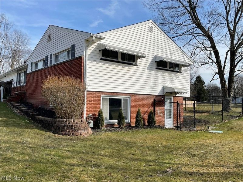 17228 Egbert Road, Walton Hills, OH 44146 Photo 3