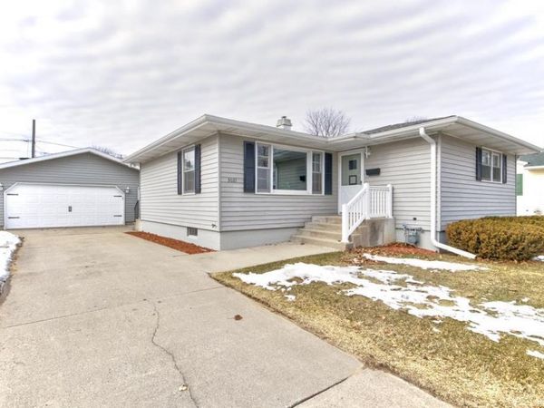 3021 16TH STREET, Menominee, MI 49858