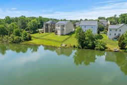 483 Gauley Drive photo 4