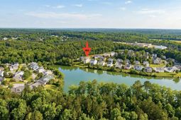 483 Gauley Drive photo 4