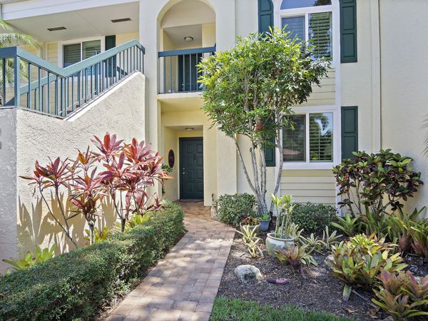 12457 Harbour Ridge Boulevard, Unit 27, Palm City, FL 34990