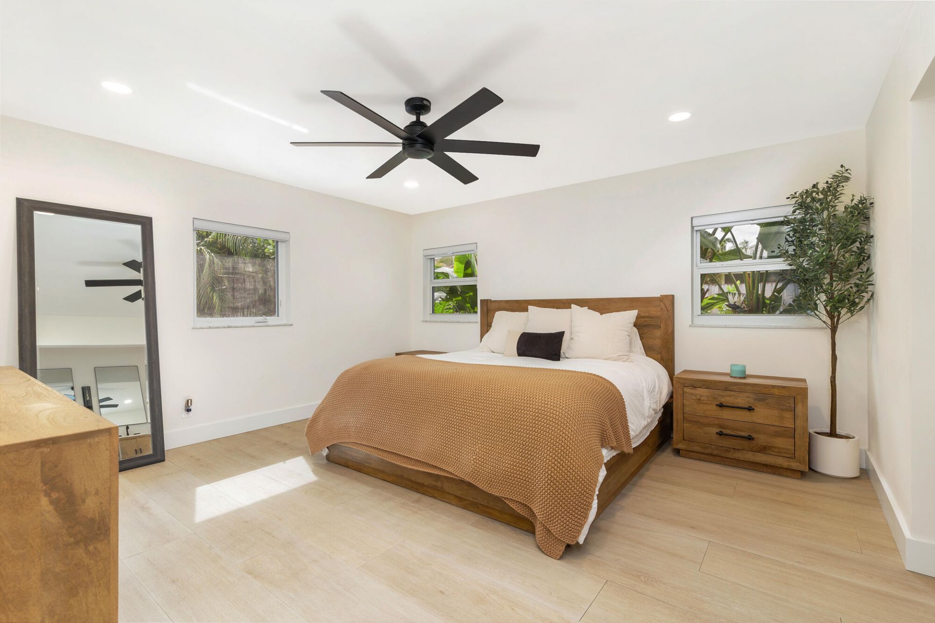 7521 Edgewater Circle, Lake Clarke Shores, FL 33406 Photo