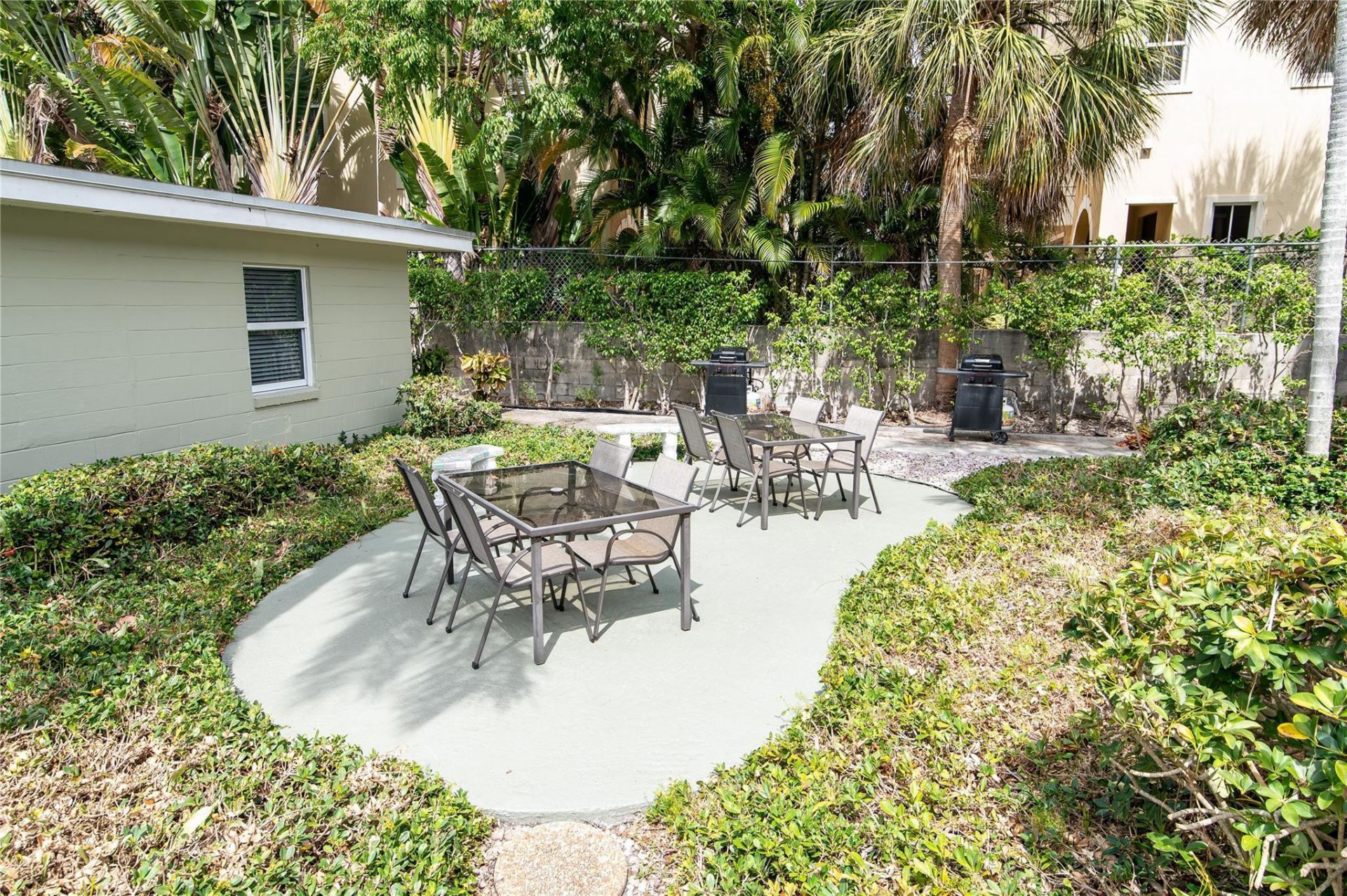 3230 NE 13th Street, Unit 203, Pompano Beach, FL 33062 Photo