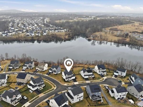 35898 QUANTUM PLACE, ROUND HILL, VA 20141