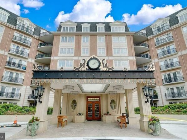 190 PRESIDENTIAL BOULEVARD , Unit 302, BALA CYNWYD, PA 19004