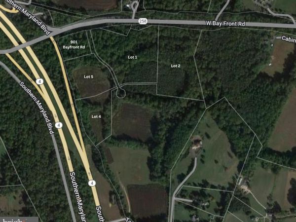 901 BAY FRONT ROAD, LOTHIAN, MD 20711