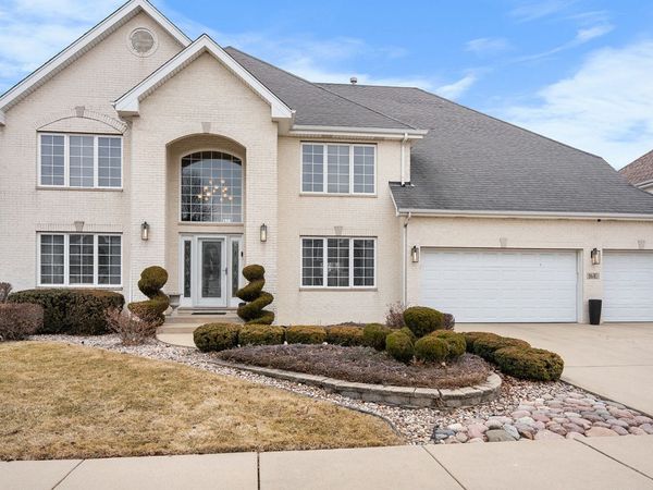 16 E Grandview Drive , South Holland, IL 60473