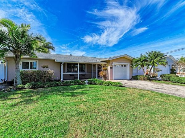 6000 BAYOU GRANDE BOULEVARD NE, ST PETERSBURG, FL 33703