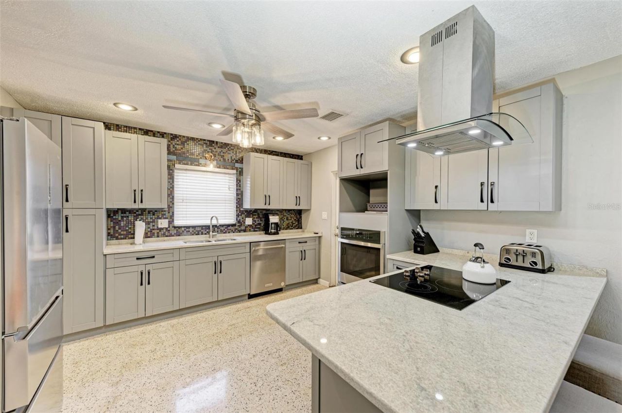 6000 Bayou Grande Boulevard Ne, Saint Petersburg, FL 33703 Photo