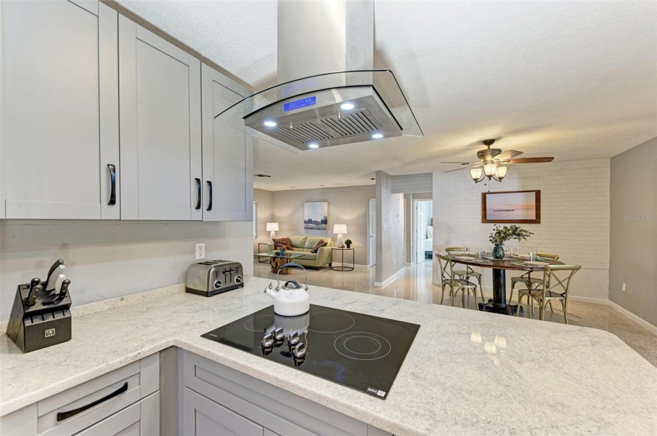 6000 Bayou Grande Boulevard Ne, Saint Petersburg, FL 33703 Photo