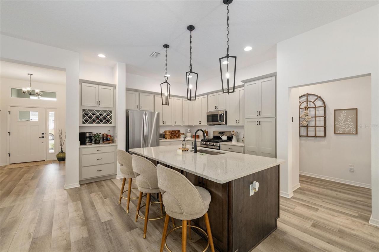 1661 Vanbeck Circle, The Villages, FL 34762 Photo