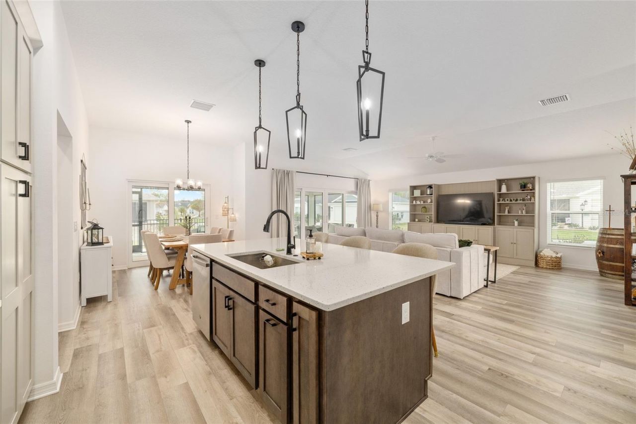 1661 Vanbeck Circle, The Villages, FL 34762 Photo