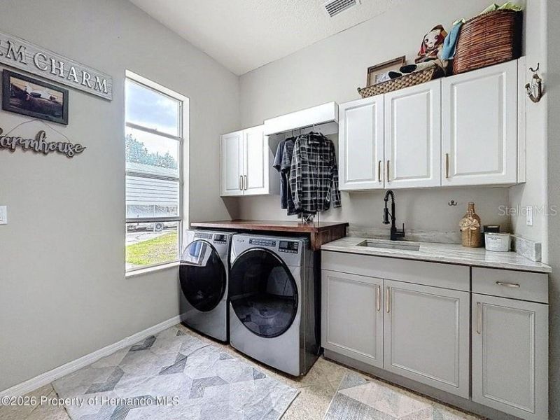 12124 Squeeze Avenue, Brooksville, FL 34614 Photo