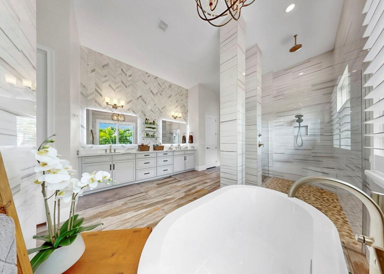 813 Manns Harbor Drive, Apollo Beach, FL 33572 Photo