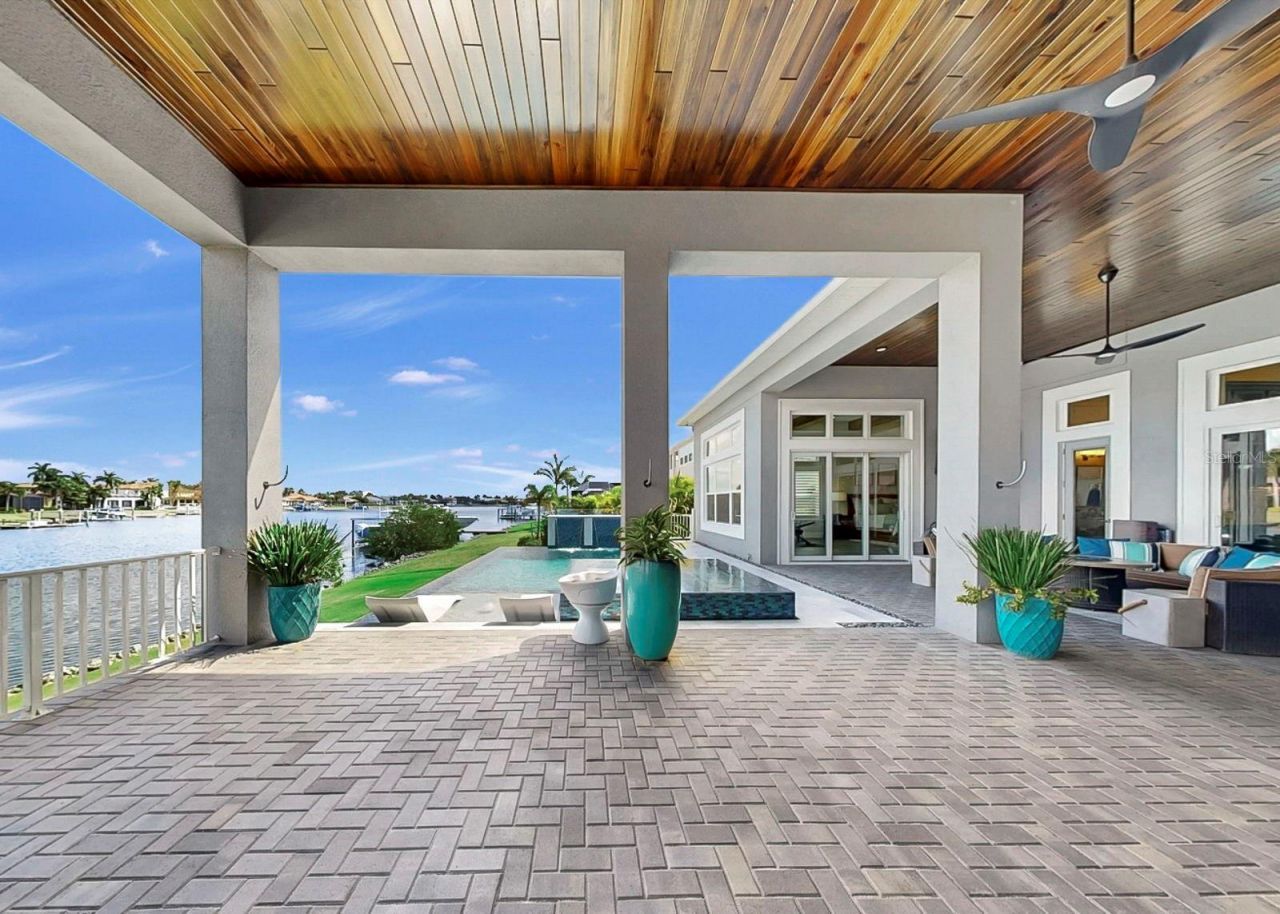 813 Manns Harbor Drive, Apollo Beach, FL 33572 Photo