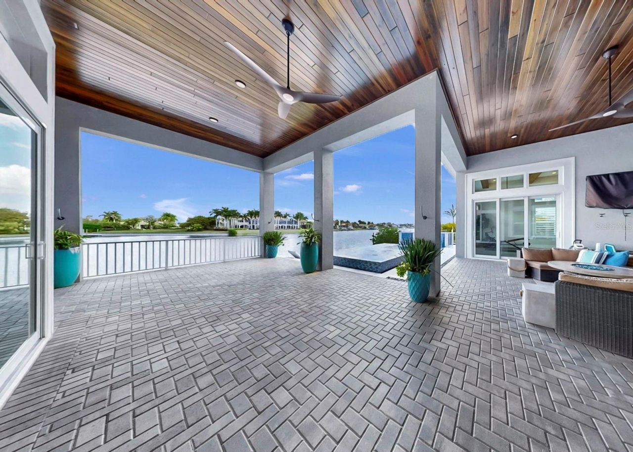 813 Manns Harbor Drive, Apollo Beach, FL 33572 Photo