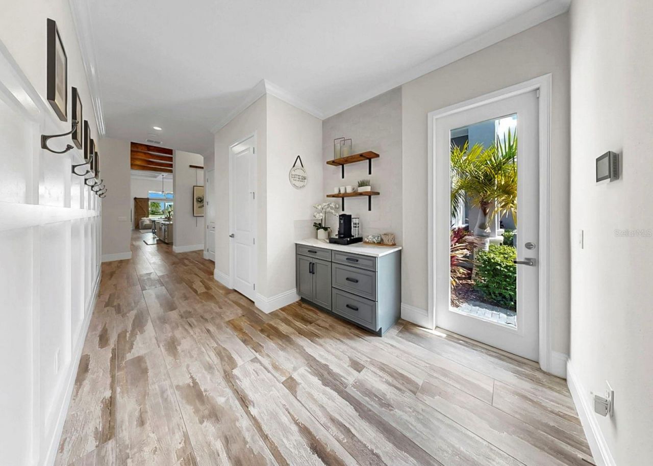 813 Manns Harbor Drive, Apollo Beach, FL 33572 Photo