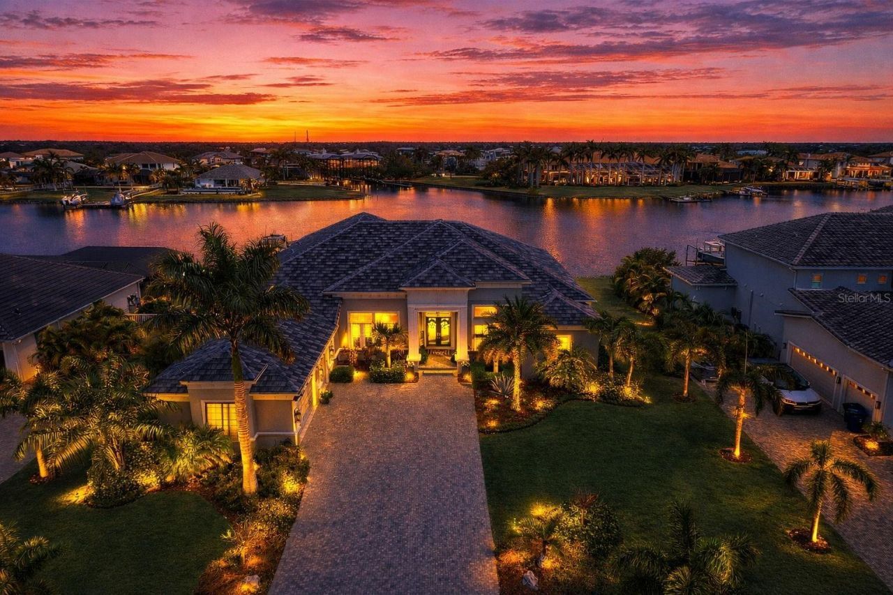 813 Manns Harbor Drive, Apollo Beach, FL 33572 Photo