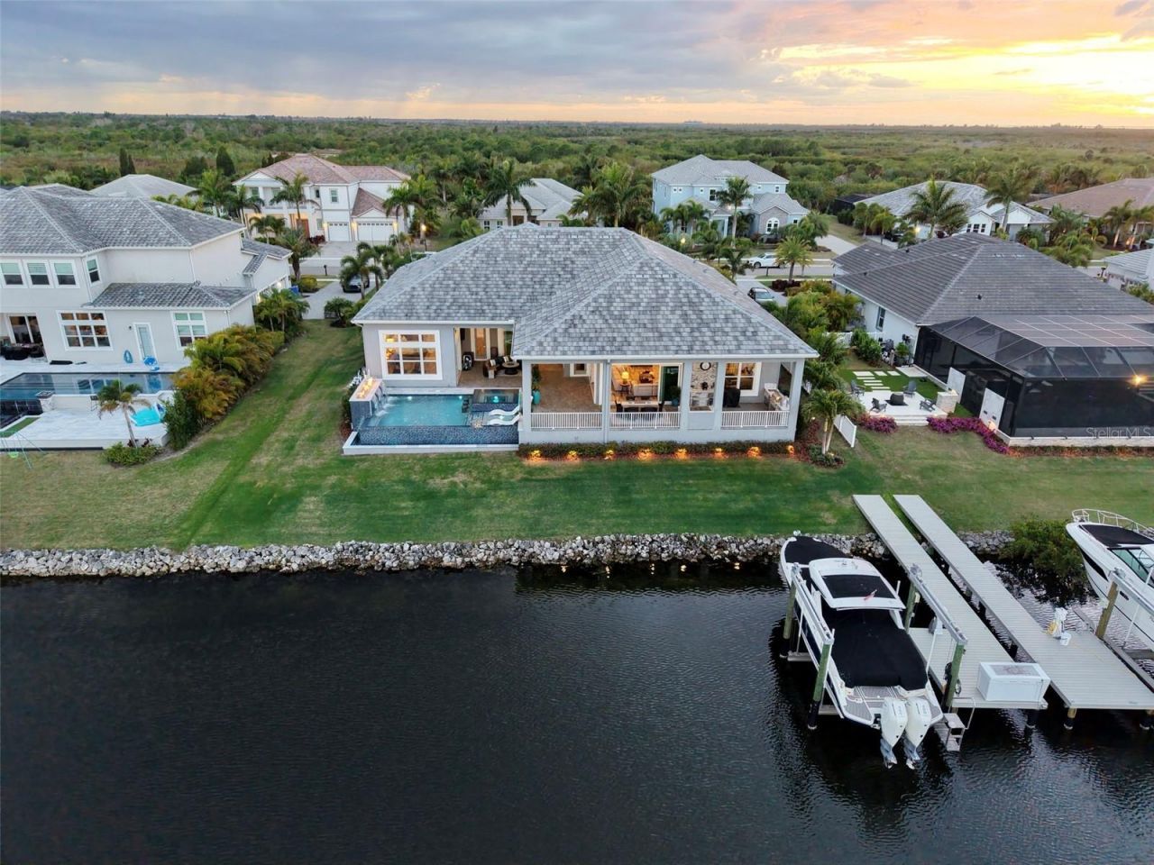 813 Manns Harbor Drive, Apollo Beach, FL 33572 Photo