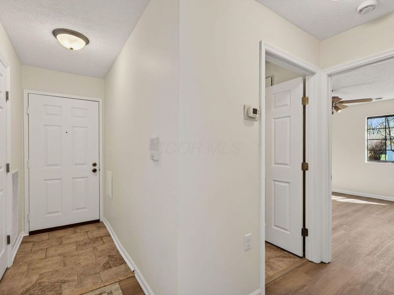 6789 Meadow Creek Drive, Unit 101, Columbus, OH 43235 Photo 10