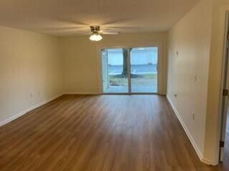 6789 Meadow Creek Drive, Unit 101, Columbus, OH 43235 Photo 10