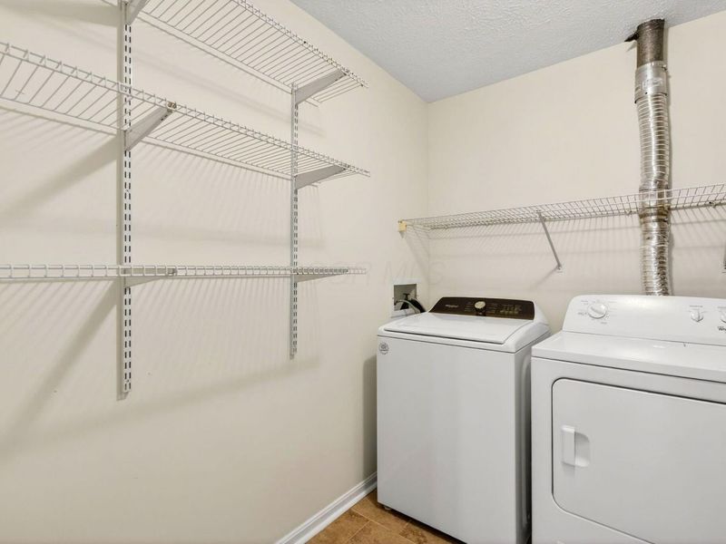 6789 Meadow Creek Drive, Unit 101, Columbus, OH 43235 Photo 25