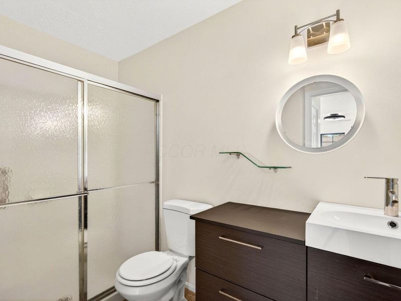 6789 Meadow Creek Drive, Unit 101, Columbus, OH 43235 Photo 32