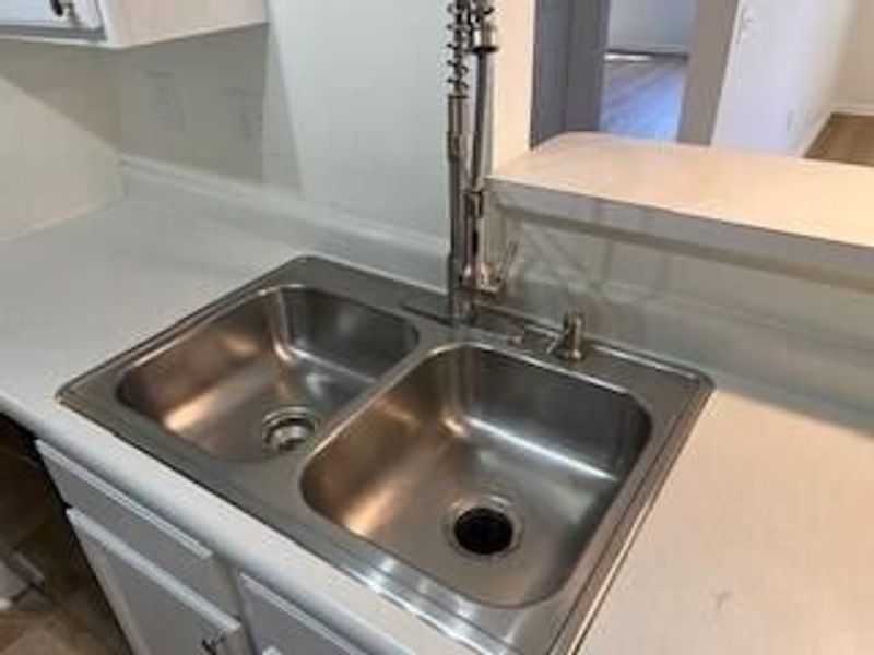 6789 Meadow Creek Drive, Unit 101, Columbus, OH 43235 Photo 6