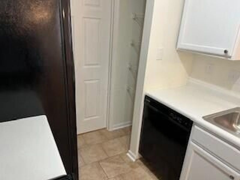 6789 Meadow Creek Drive, Unit 101, Columbus, OH 43235 Photo 7