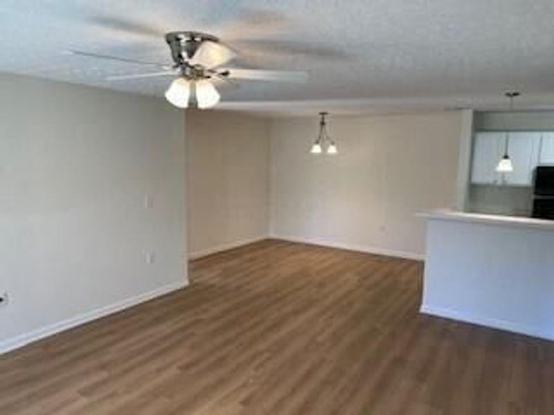 6789 Meadow Creek Drive, Unit 101, Columbus, OH 43235 Photo 9