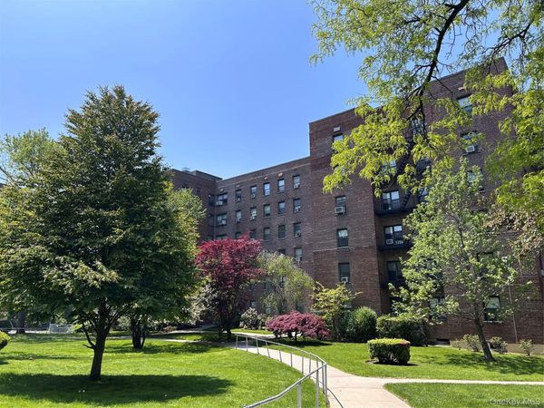2534 Union Street, Unit 2F, Flushing, NY 11354