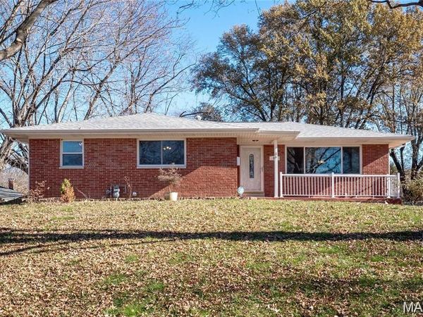 36 Berrywood Drive, Swansea, IL 62226