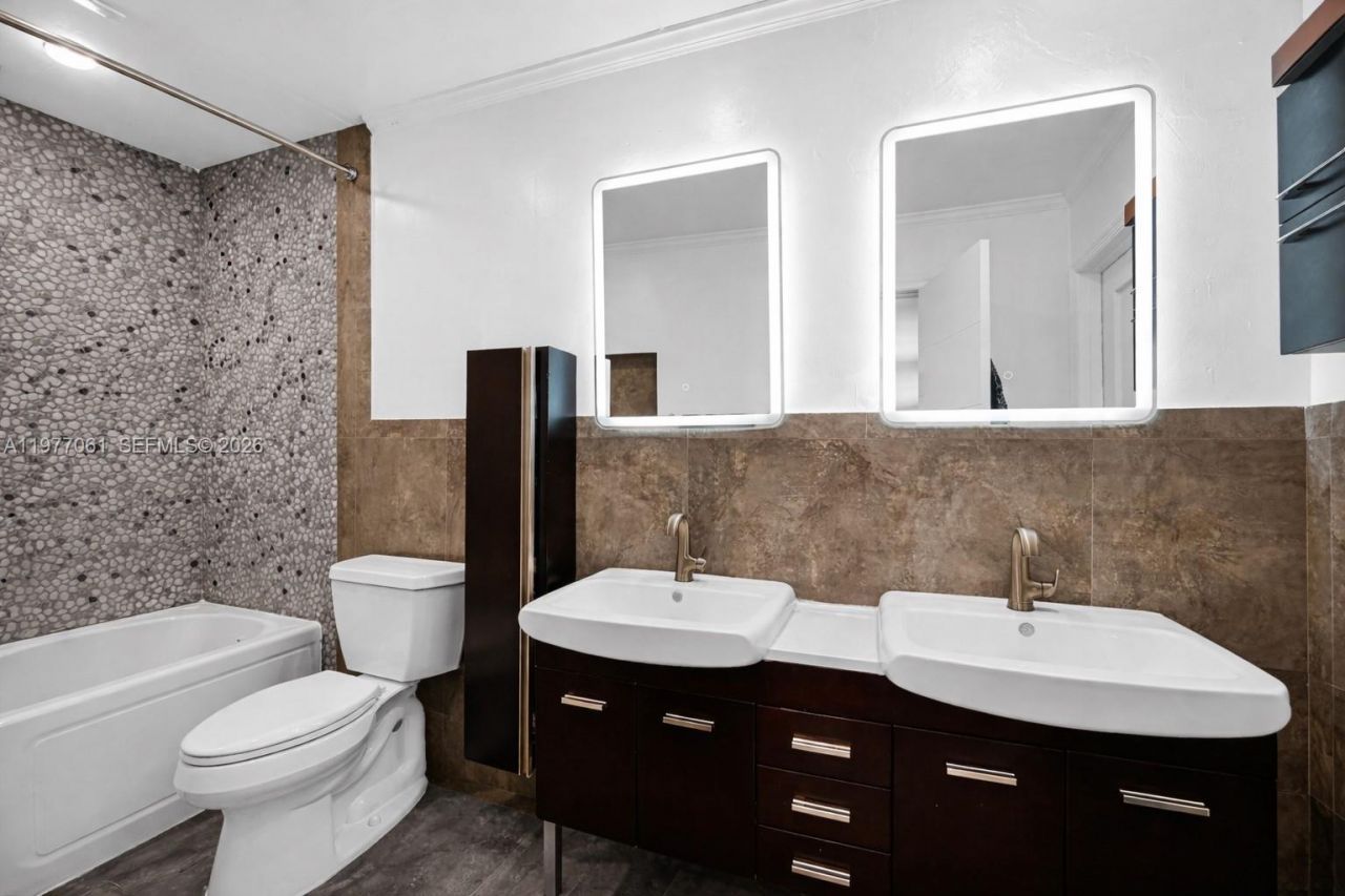 7700 SW 139th Ter, Palmetto Bay, FL 33158 Photo