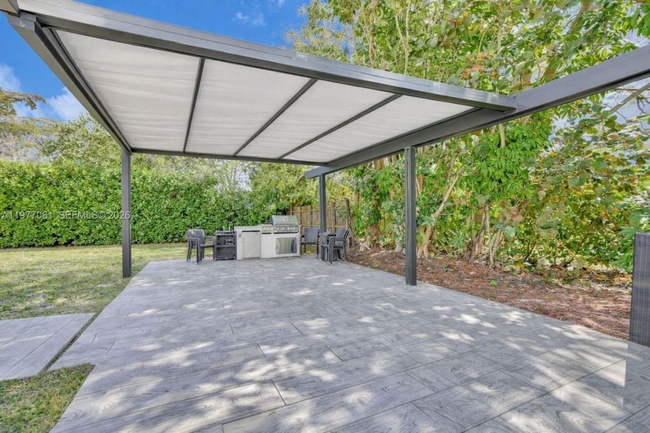 7700 SW 139th Ter, Palmetto Bay, FL 33158 Photo