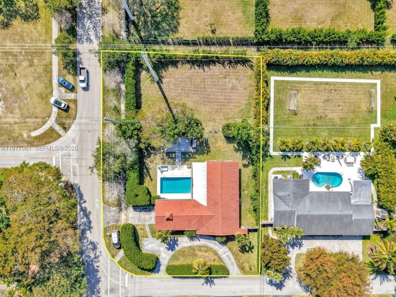 7700 SW 139th Ter, Palmetto Bay, FL 33158 Photo