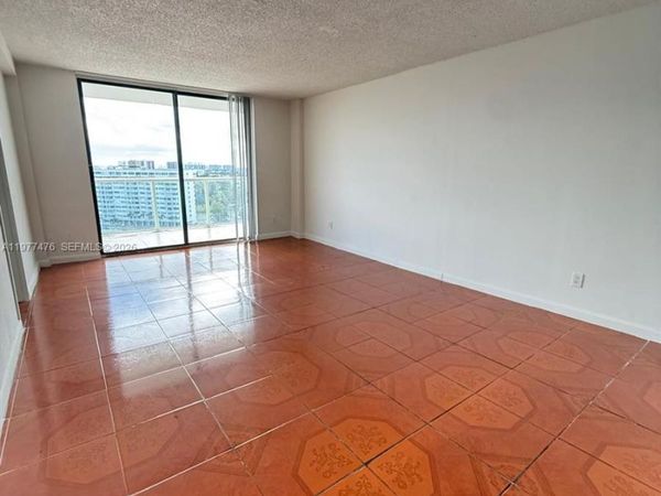 13499 Biscayne Blvd, Unit 1114, North Miami, FL 33181