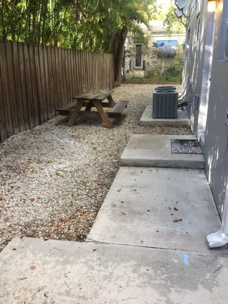 661 NE 61st St , Miami, FL 33137 Photo