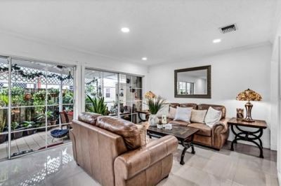 12696 NW 10th Ln, Miami, FL 33182 Photo