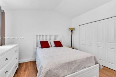 12696 NW 10th Ln, Miami, FL 33182 Photo