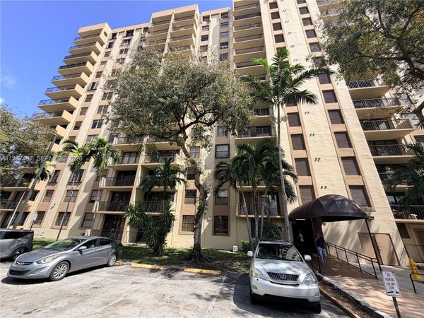 1470 NE 123rd St, Unit A1116, North Miami, FL 33161