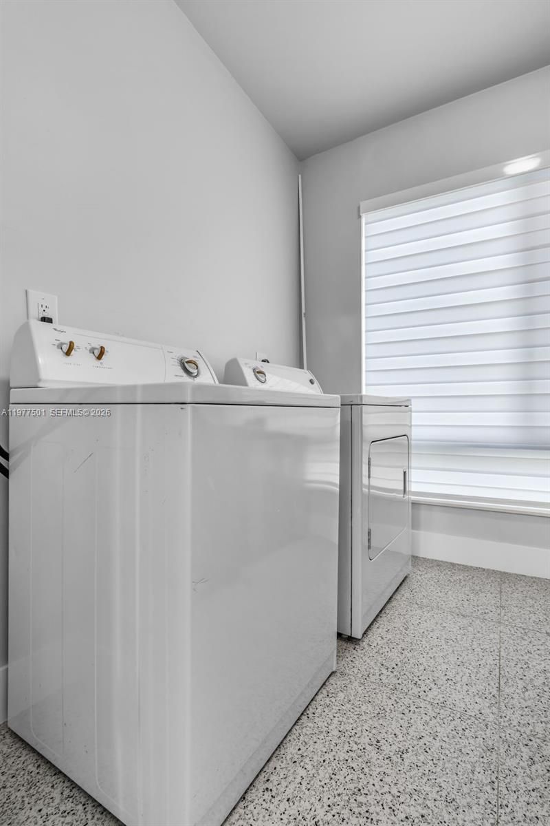 648 South Dr , Miami Springs, FL 33166 Photo