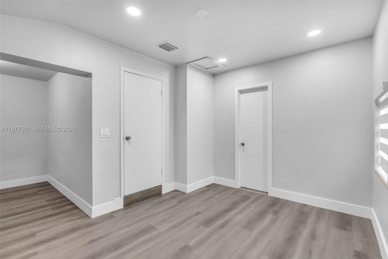 648 South Dr , Miami Springs, FL 33166 Photo