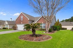 146 Seville Dr. photo 4