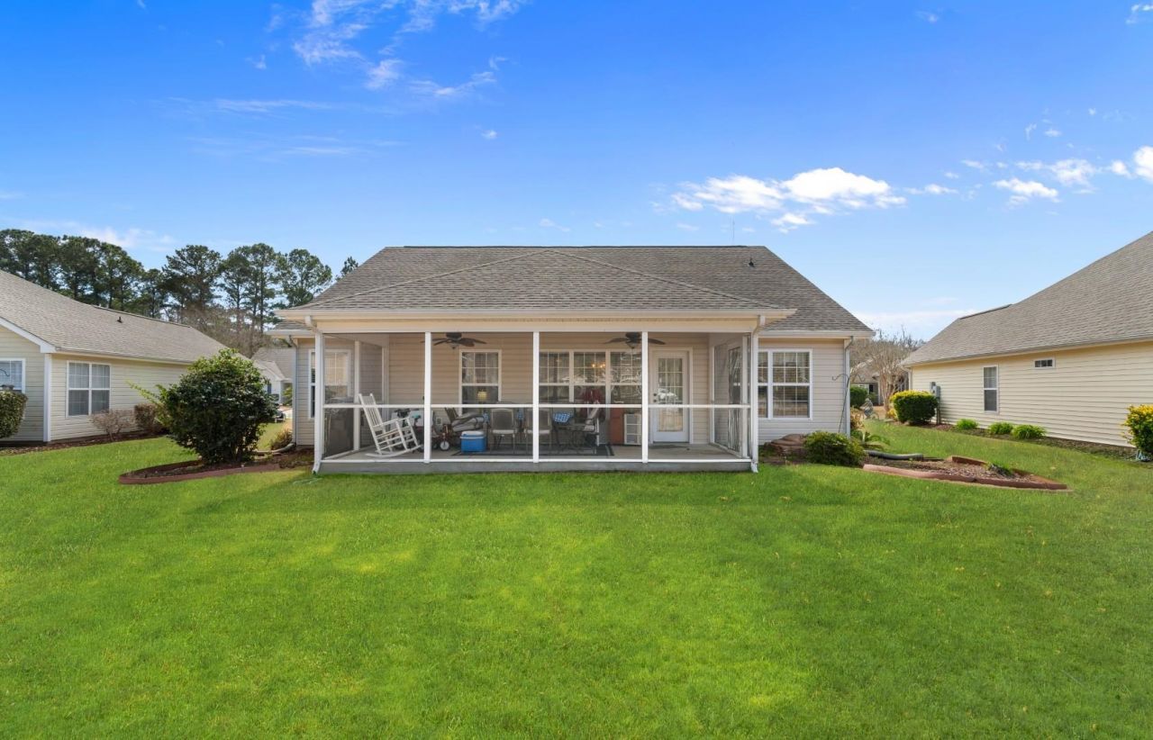 146 Seville Dr. Photo 31