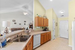 146 Seville Dr. photo 4