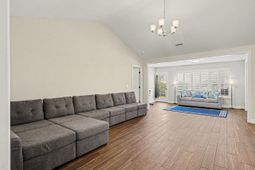 3116 Robins Nest Way photo 4