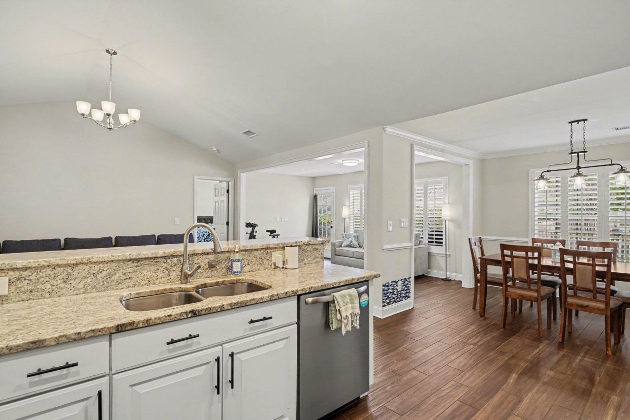 3116 Robins Nest Way Photo 7