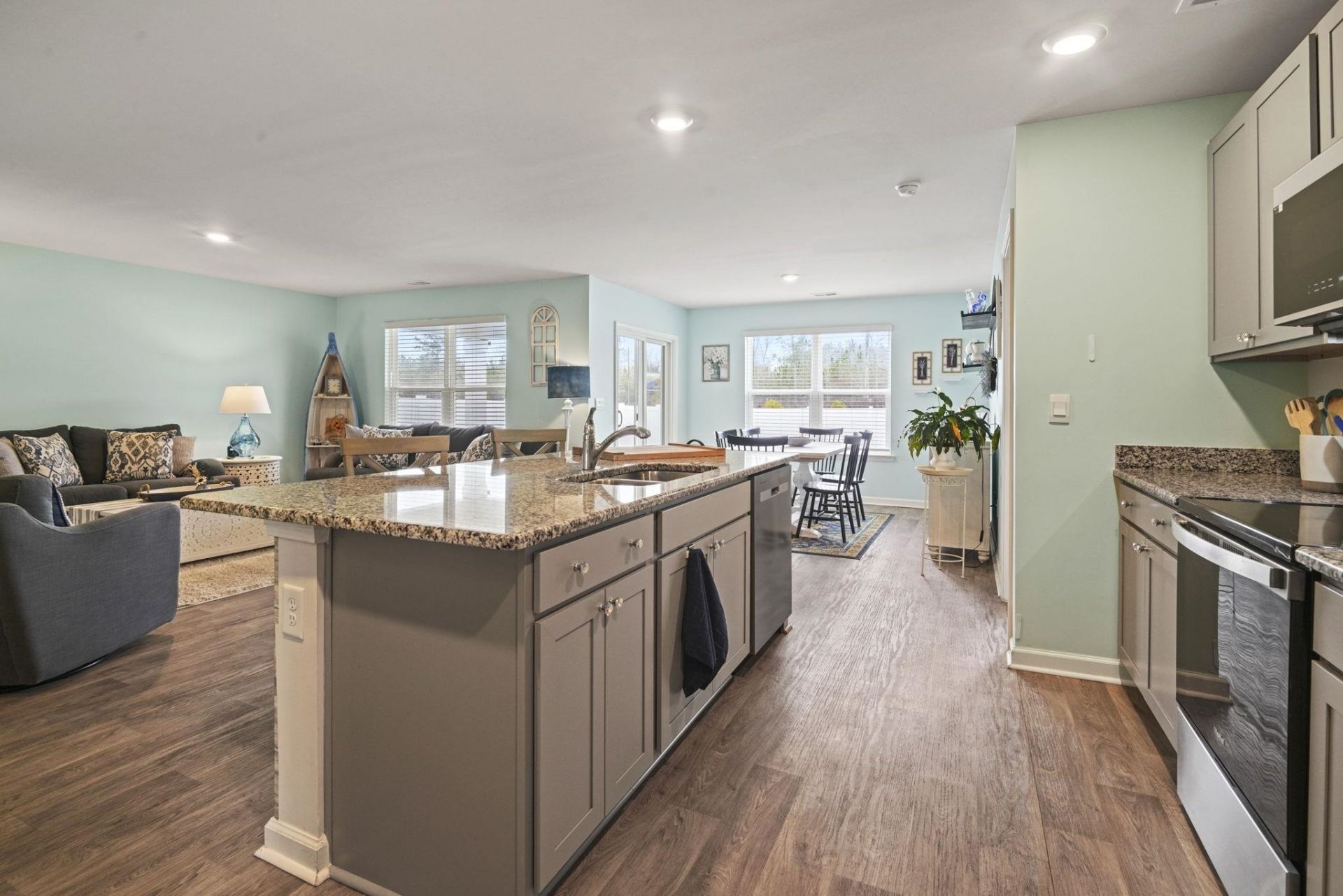 734 Woodland Farms Circle Photo 7