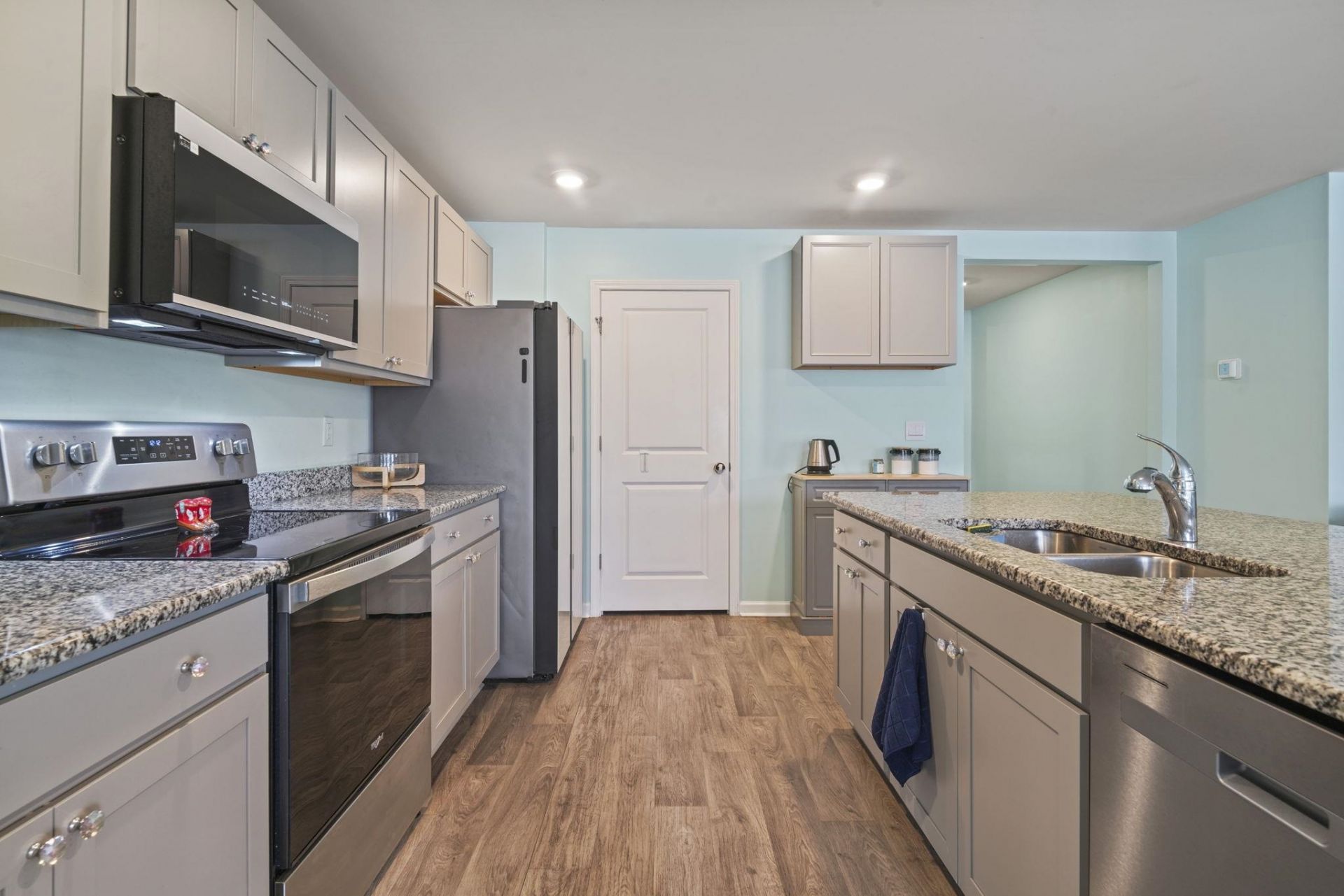 734 Woodland Farms Circle Photo 8