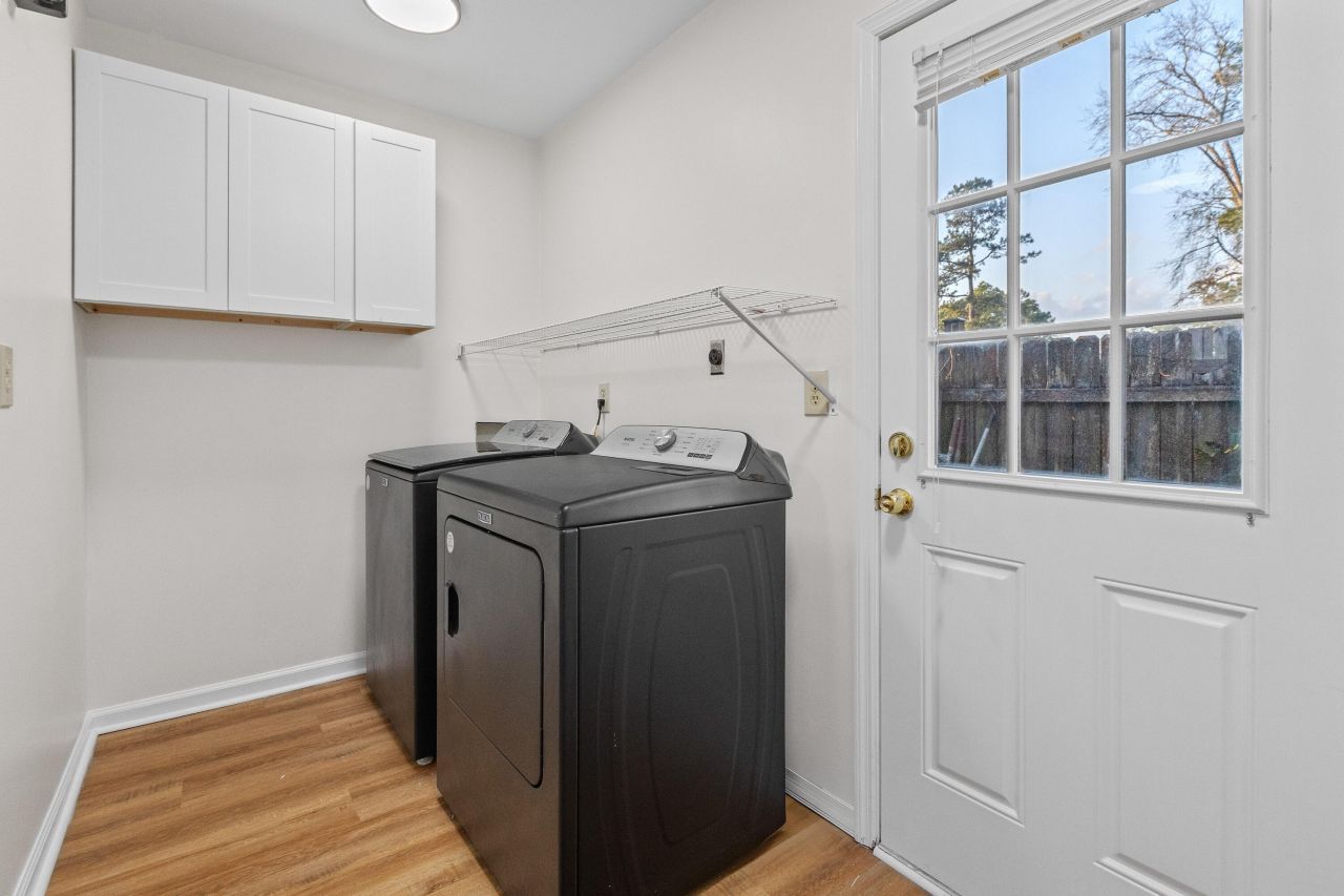 115 Broken Trail Photo 29